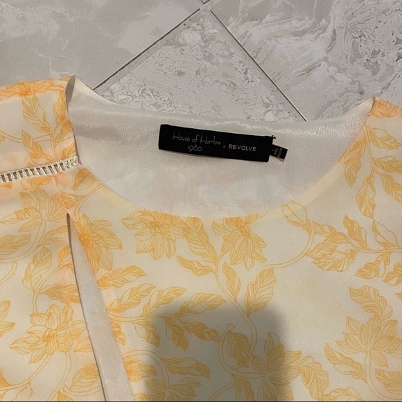 Revolve House of Harlow Yellow Split Front Blouse - Picture 6 of 7